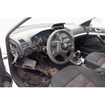 Ολόκληρο Αυτοκίνητο Skoda Octavia Κωδ.Κινητηρα CDAA 1800cc 160hp 2004-2008