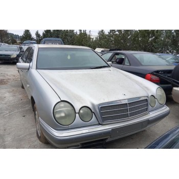 Ολόκληρο Αυτοκίνητο Mercedes-Benz W210 Κωδ.Κινητηρα 605912 2500cc 113hp 1995-1999