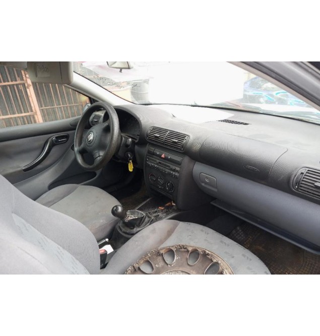 Ολόκληρο Αυτοκίνητο Seat Leon Κωδ.Κινητηρα AXP 1400cc 75hp 1999-2005