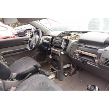 Ολόκληρο Αυτοκίνητο Nissan X-Trail Κωδ.Κινητηρα QR20DE 2000cc 140hp 2001-2005