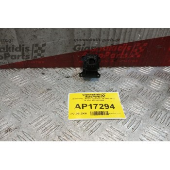 Διακόπτης  Αλαρμ Hyundai i 30 2017-2024 8 pins 93730G3000