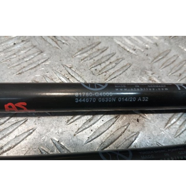 Αμορτισέρ Πόρτ Μπαγκάζ Hyundai i 30 2007-2012  2 ΤΜΧ 81770-G4000 81780-G4000