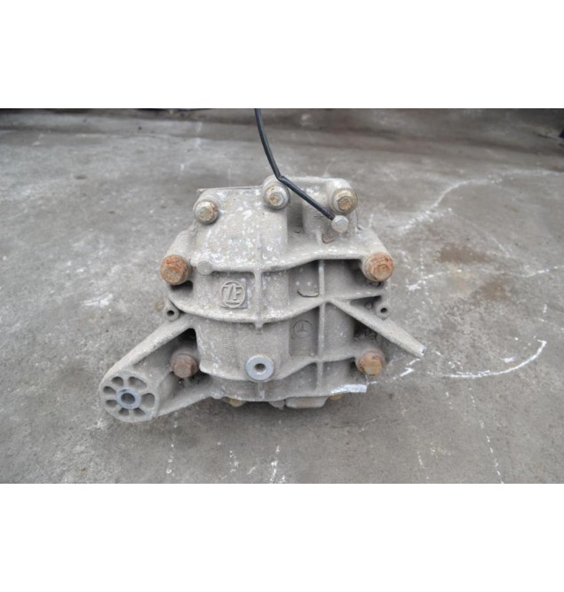 Διαφορικό Πίσω Mercedes-Benz ML 320 2000-2008 (ΒΗΜΑ 3.46 AE-155 ZF) 4460060029 (Σπασμενη βαση)