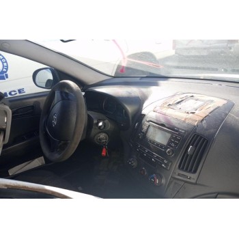 Ολόκληρο Αυτοκίνητο Hyundai i 30 Κωδ.Κινητηρα G4GC 2000cc 143hp 2007-2011