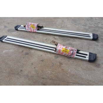 Σετ Σκαλοπατακια Με Βασεις Δεξια-Αριστερα Toyota RAV 4 2003-2006