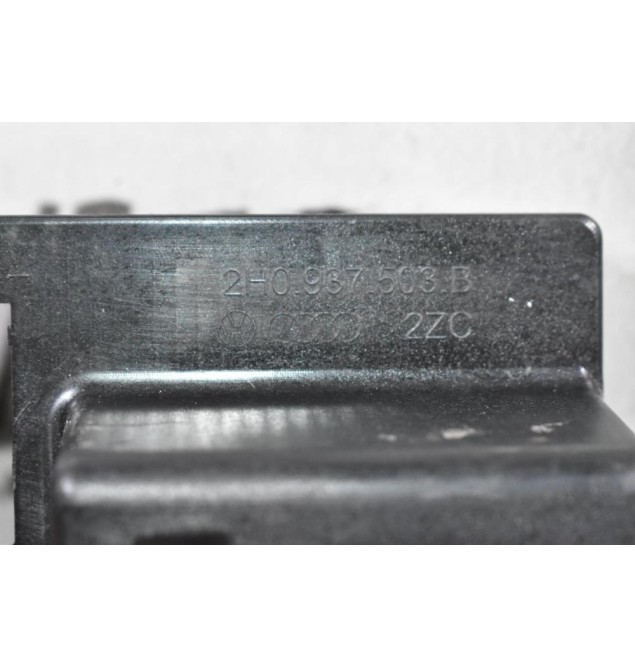 Θήκη Ρελέ Εσωτερική Volkswagen Amarok 2010-2018 2H0937503B (Γνήσια)