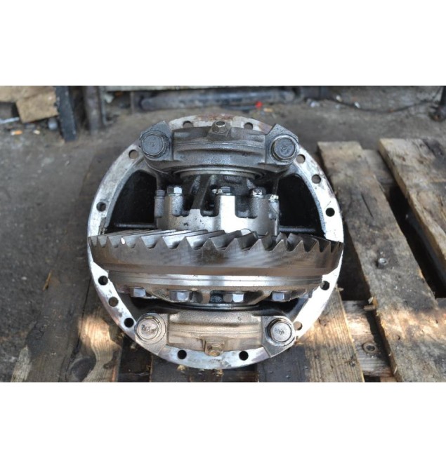 Διαφορικό Πίσω Mitsubishi Canter - Fuso 7x40 1995-2010 (7.5τονο , 20 δοντια, 12 τρυπες)
