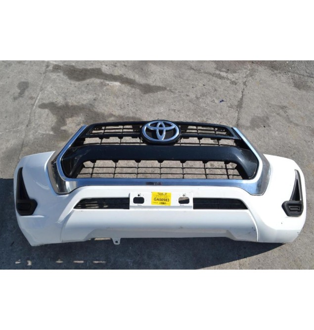 Προφυλακτήρας Εμπρός Toyota Hilux Revo 2021-2022 (Γνήσιο - Ελαφρώς Μεταχειρισμένο) (Χωρίς Προβολάκια)