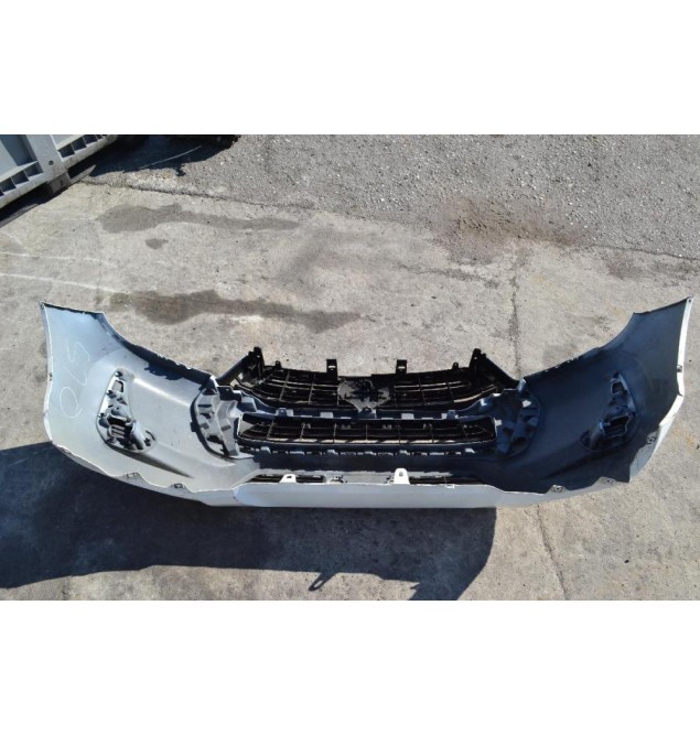 Προφυλακτήρας Εμπρός Toyota Hilux Revo 2021-2022 (Γνήσιο - Ελαφρώς Μεταχειρισμένο) (Χωρίς Προβολάκια)