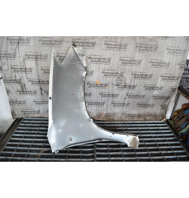 Φτερό Αριστερη Toyota Hilux KUN 2005-2012 (Με Φρύδι) (Γνήσιο)