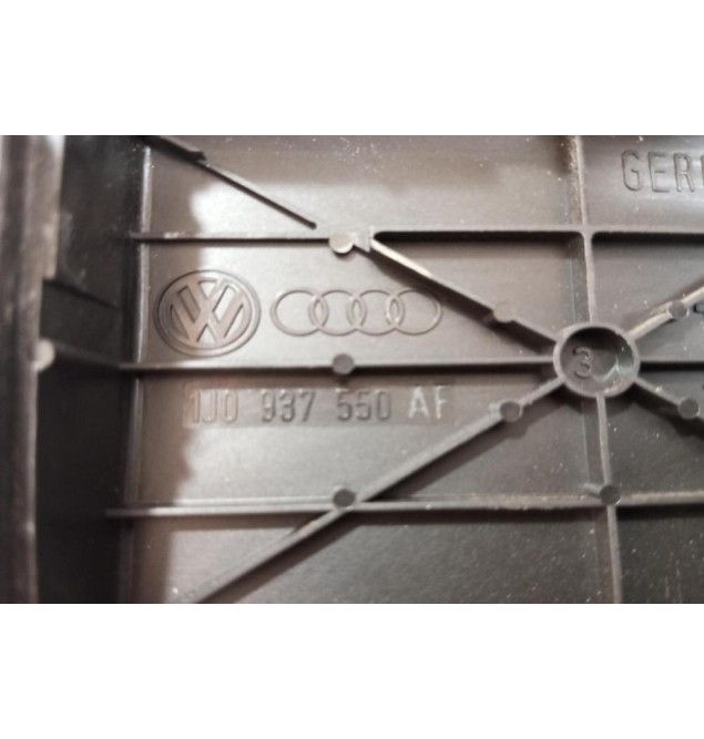 Ασφαλειοθήκη Μπαταριας VW Group (Skoda-seat-audi) 1997-2010 1J0937550AF