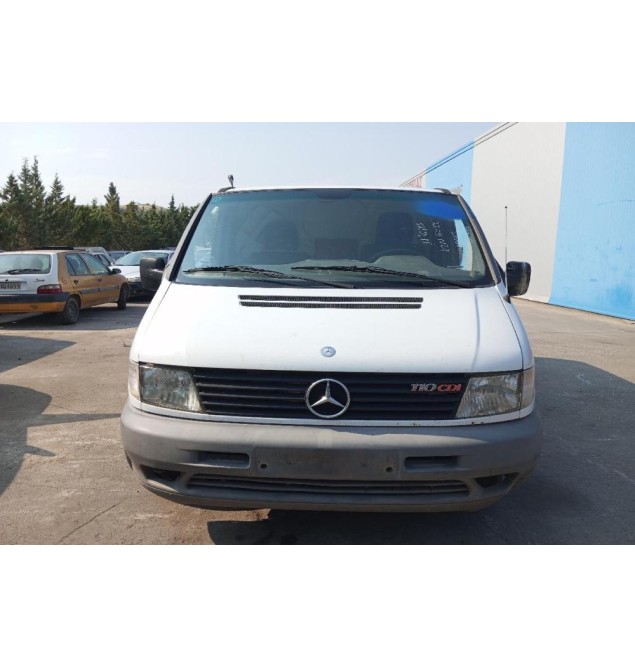 Ολόκληρο Αυτοκίνητο Mercedes-Benz Vito W638 Κωδ.Κινητηρα 611980 2200cc 102hp 1999-2003