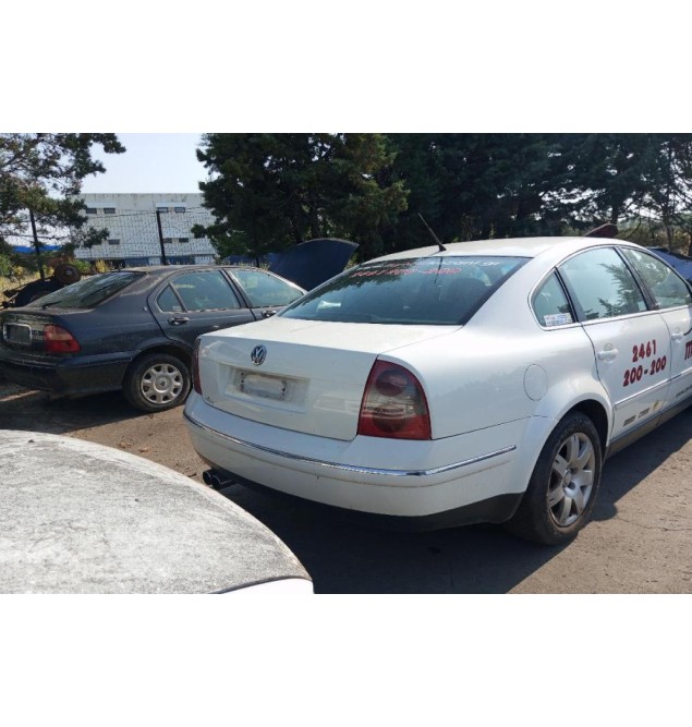 Ολόκληρο Αυτοκίνητο Volkswagen Passat Κωδ.Κινητηρα BDG 2500cc 163hp 2000-2005