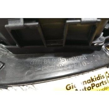 Ασφάλειες - Ασφαλειοθήκη Audi A3 1996-2003 8L0858387A