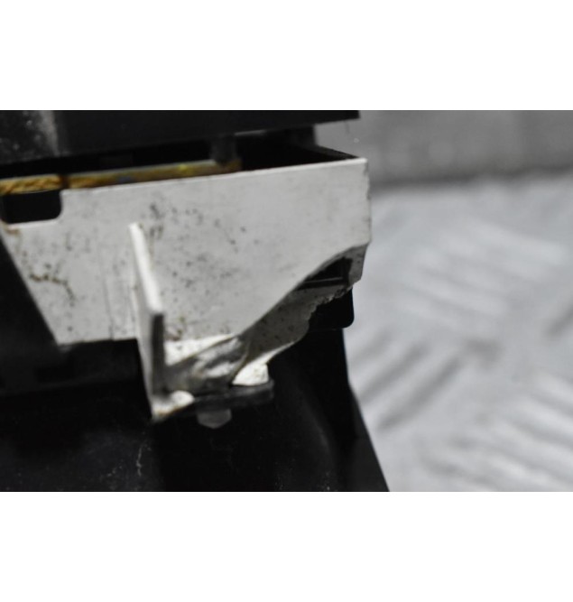 Καντράν - Κοντέρ Nissan Terrano 1990-2015 2X813 (Γνήσιο) (Χιλιόμετρα / Μίλια) (Σπασμένη Μία Βάση)