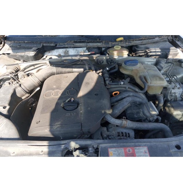 Ολόκληρο Αυτοκίνητο Audi A4 Κωδ.Κινητηρα APT 1800cc 125hp  1995-2000