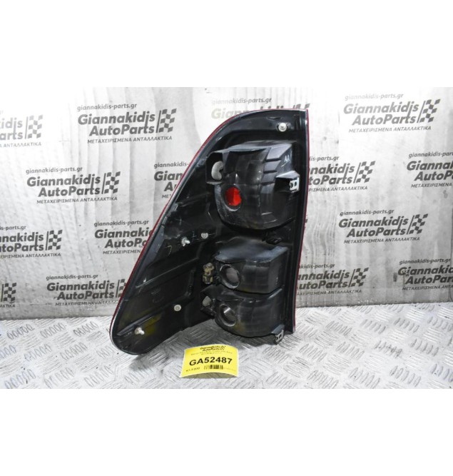 Φανάρι Πίσω Δεξια Toyota Hilux Revo 2015-2019 (Γνήσιο)