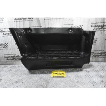 Σκαλοπάτι Δεξια Mitsubishi Canter 2006-2015 (Μεγάλη Καμπινα)