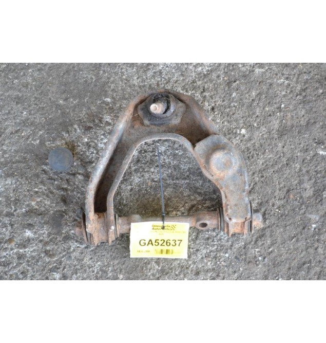 Ψαλίδι Άνω Δεξί Nissan King Cab 1989-1997 D21