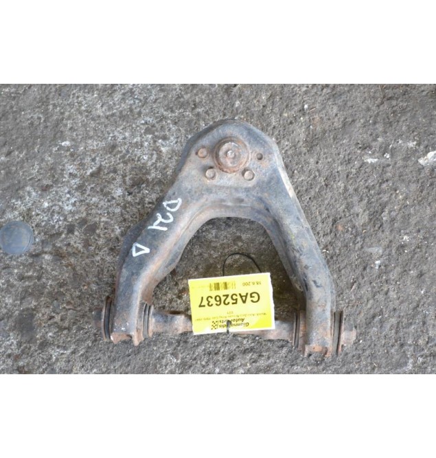 Ψαλίδι Άνω Δεξί Nissan King Cab 1989-1997 D21