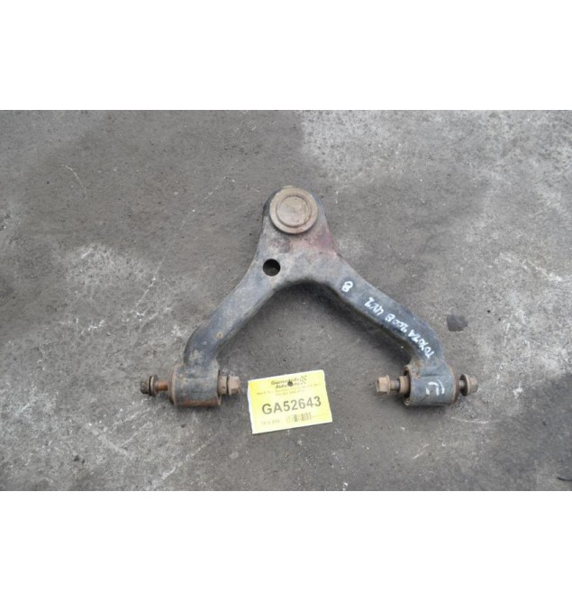 Ψαλίδι Άνω Αριστερο Toyota Hilux KUN15 2KD 4X2 2005-2012