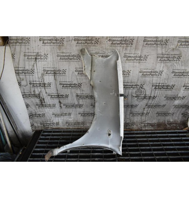 Φτερό Δεξι Nissan Navara D22 2001-2005