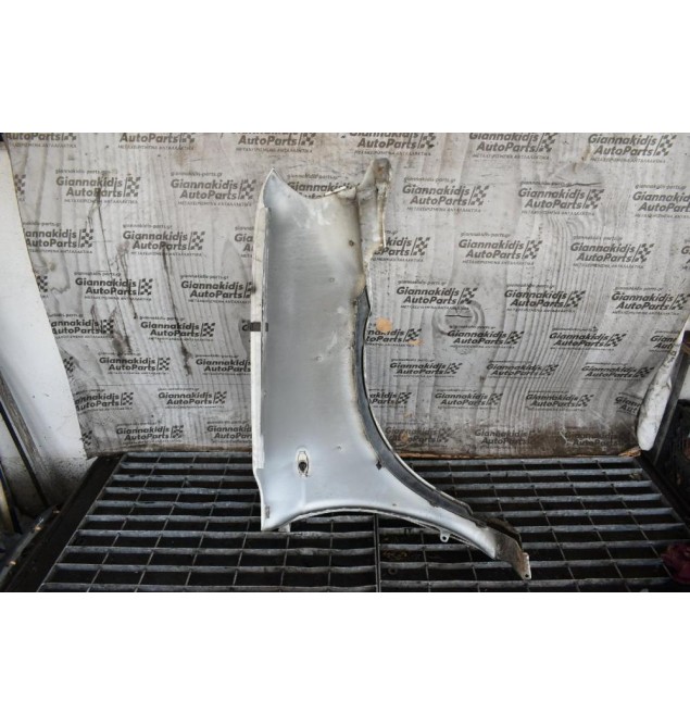 Φτερό Αριστερο Nissan Navara D22 2001-2005