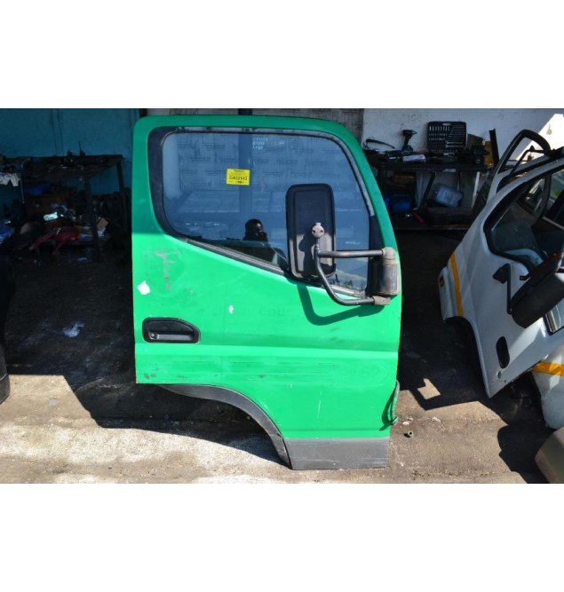 Πόρτα Δεξιά Mitsubishi Canter Fuso 2005-2015 ΑΚΡΗ-ΑΚΡΗ 111,5cm (ΣΚΑΛΟΠΑΤΙ ΤΕΡΜΑ ΚΑΤΩ 43cm) (Φαρδύ) (Χωρίς Καθρέφτη)