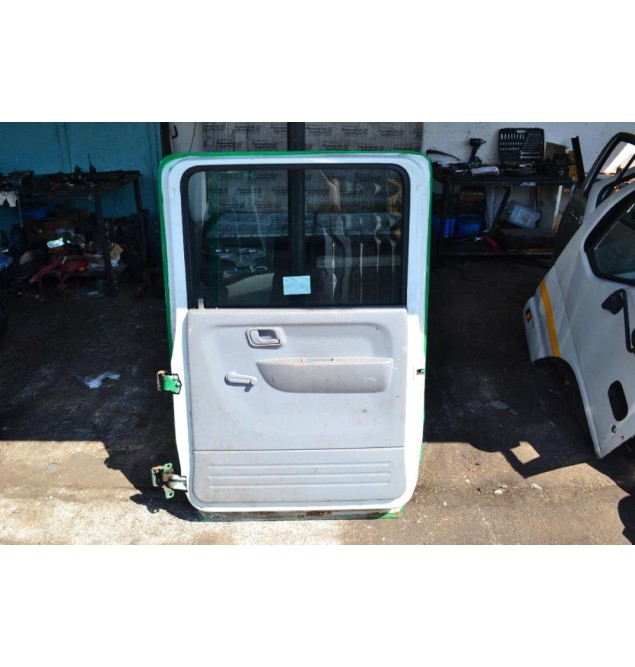 Πόρτα Πισω Δεξια Mitsubishi Canter Fuso 2005-2015 (Φαρδύ)