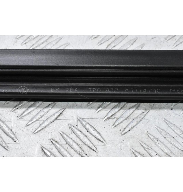 Γλίστρα Παραθύρου Εμπρός Δεξιά Porsche Cayenne 958 2010-2018 7P0837471 7P0837472C (Γνήσιο) (Volkswagen Touareg)