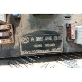 Ασφάλειες - Ασφαλειοθήκη Mercedes-Benz Vito W639 2004-2010 6395450101