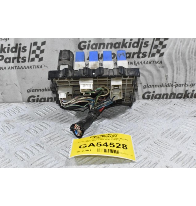 Ασφάλειες - Ασφαλειοθήκη Nissan Navara D22 2001-2005 24311-F9910