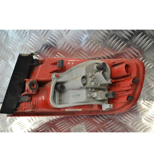 Φανάρι Πίσω Αριστερά Audi A4 - S4 B8 2008-2015 8K9945095B (Γνήσιο) (Station Vagon) (Μικρό σπάσιμο)