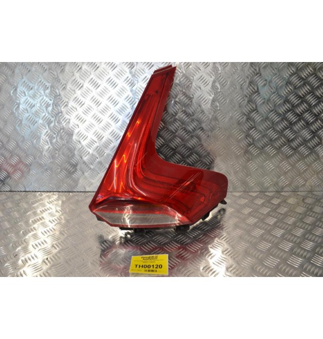 Φανάρι Πίσω Δεξιό Volvo V40 2012-2019 Y555DX 31395845