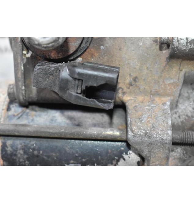 Μίζα Toyota Hilux 2.4 2L 1990-1998 28100-05050 12V (10 Δόντια) (Γνήσια) (Μικρό Σπάσιμο Στη Φίσα)