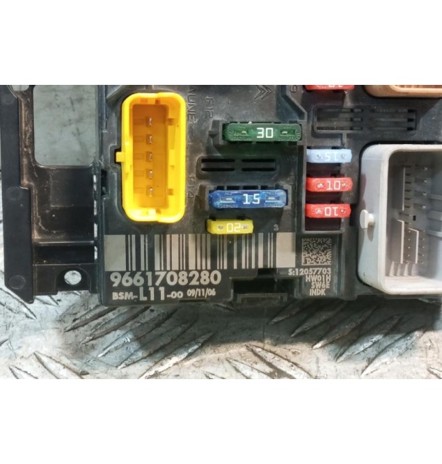 Ασφάλειες - Ασφαλειοθήκη Peugeot 207 2006-2010  9661708280