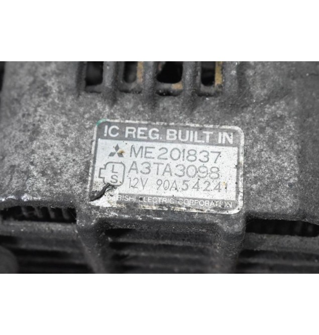 Δυναμό Mitsubishi Canter / Pajero 2.8ccTD 4M40 1990-2000 ME201837 A3TA3098 90A