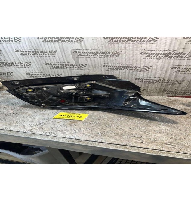 Φανάρι Πίσω Αριστερό  Toyota Yaris CROSS V356/010L 2021-2025
