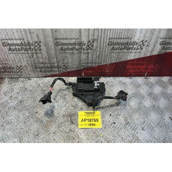 Μονάδα ελέγχου ανεμιστήρα ψυγείου SAAB 9.3 PA6FG30 1379131