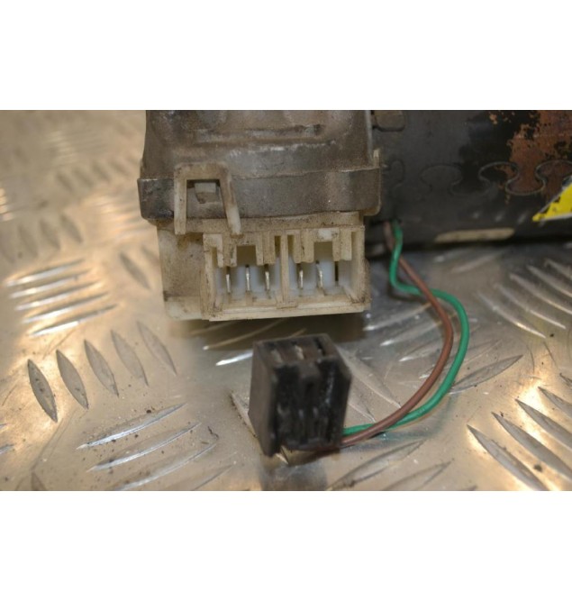 Μοτέρ υαλοκαθαριστήρων Εμπρός Peugeot 306 1999-2000 (3+2 pins)