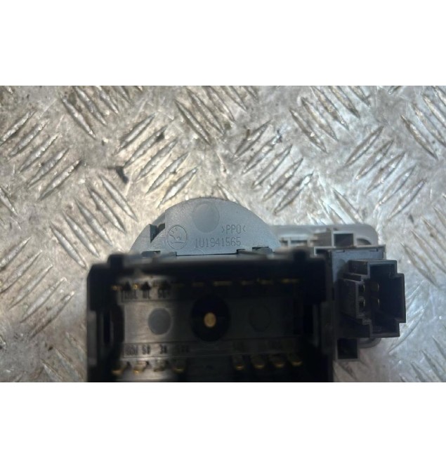 Διακόπτης Φώτων 17 + 4 PINS Skoda Octavia 4 1997-2004 1U1941565