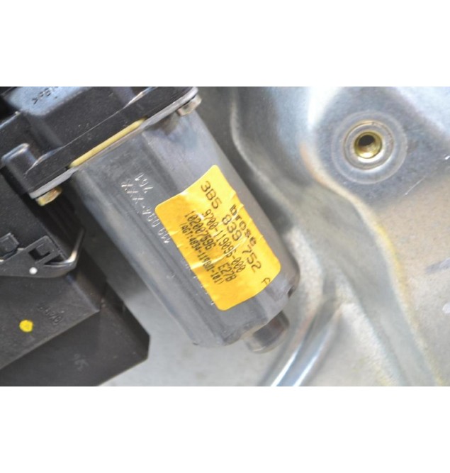 Γρύλλος - Μηχανισμός Παραθύρου Με Μοτέρ Πίσω Δεξιά Volkswagen Passat 1997-2000 3B5839752