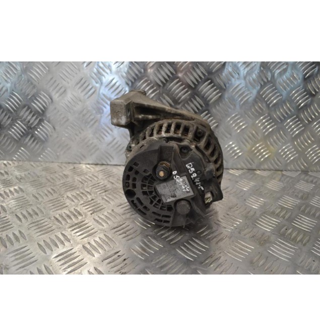 Δυναμό Volvo S60 2.4 B204T 2005-2009 BOSCH 30667787 0124525060 140A