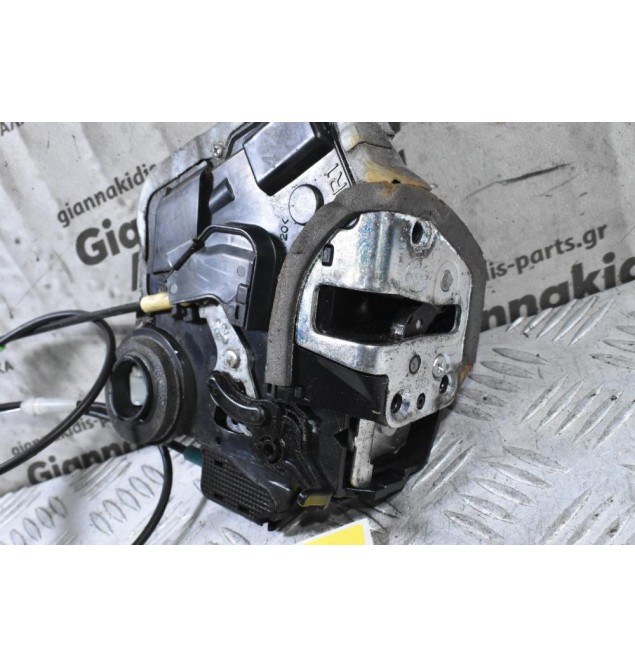 Κλειδαριά Πόρτας Suzuki Grand Vitara 2005-2010 A046693 (Γνήσια) (Πίσω Δεξιά) (8pins) (Toyota Avensis / Auris / Rav 4) (Daihatsu)