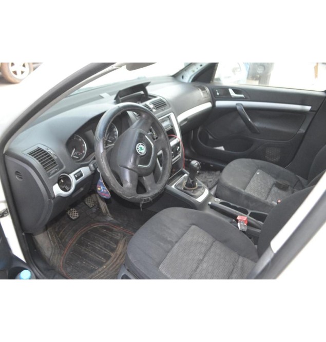 Ολόκληρο Αυτοκίνητο Skoda Octavia 5 1.8 TSI Αρ.Κινητήρα CDAA 2008-2012