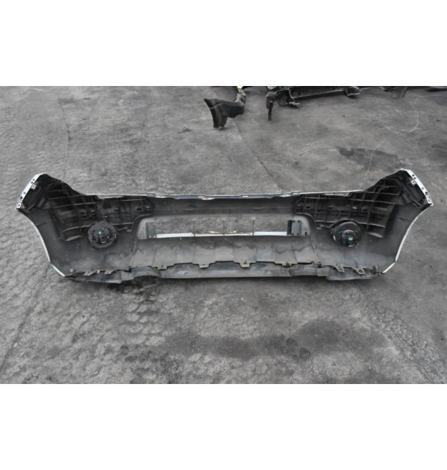 Προφυλακτήρας Nissan Navara D40 2005-2010 (λειπουν οι ποδιες)