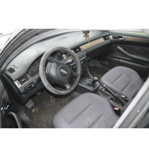 Ολόκληρο Αυτοκίνητο Audi A6 1.9 TDI 1997-2000