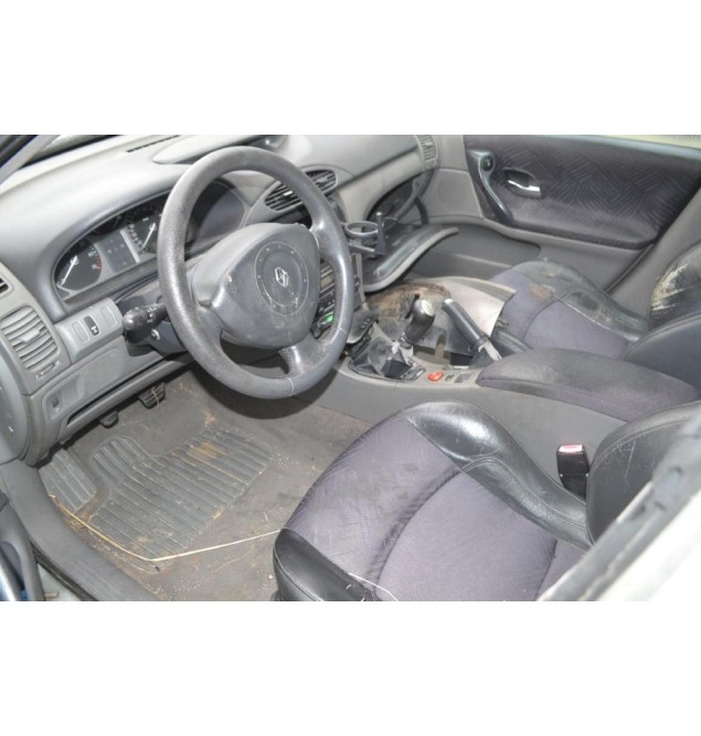 Ολόκληρο Αυτοκίνητο Renault Laguna Grandtour 2.0 16V Αρ.Κινητήρα F5R700 2001-2007