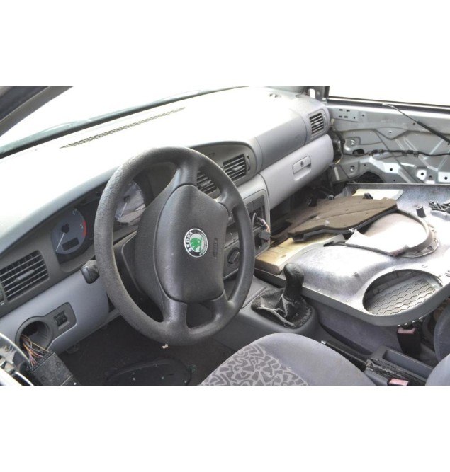 Ολόκληρο Αυτοκίνητο Skoda Octavia 4 1.9 TDI Αρ.Κινητήρα AGR 1996-2000