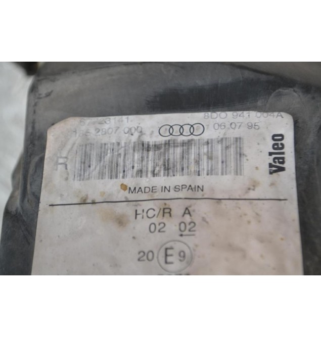 Φανάρι Εμπρός Δεξιά Audi A4 1994-1998 8DO941004A